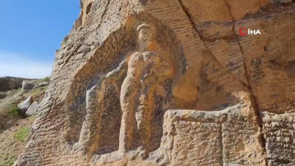 İznik'te 2000 yıllık Herkül kabartması tahrip edildi