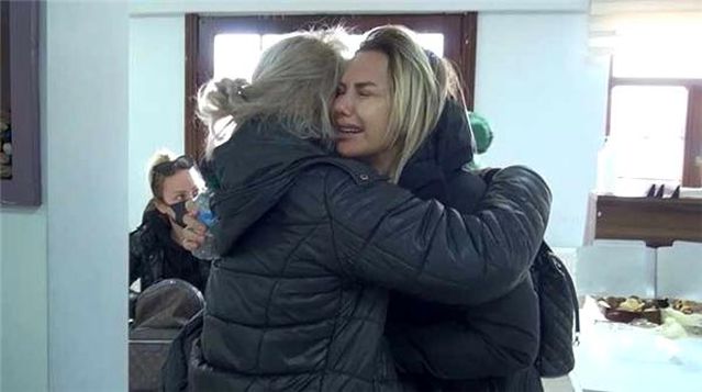 ŞAFAK MAHMUTYAZICIOĞLU'NUN CENAZESİNDE DİKKAT ÇEKEN İSİM