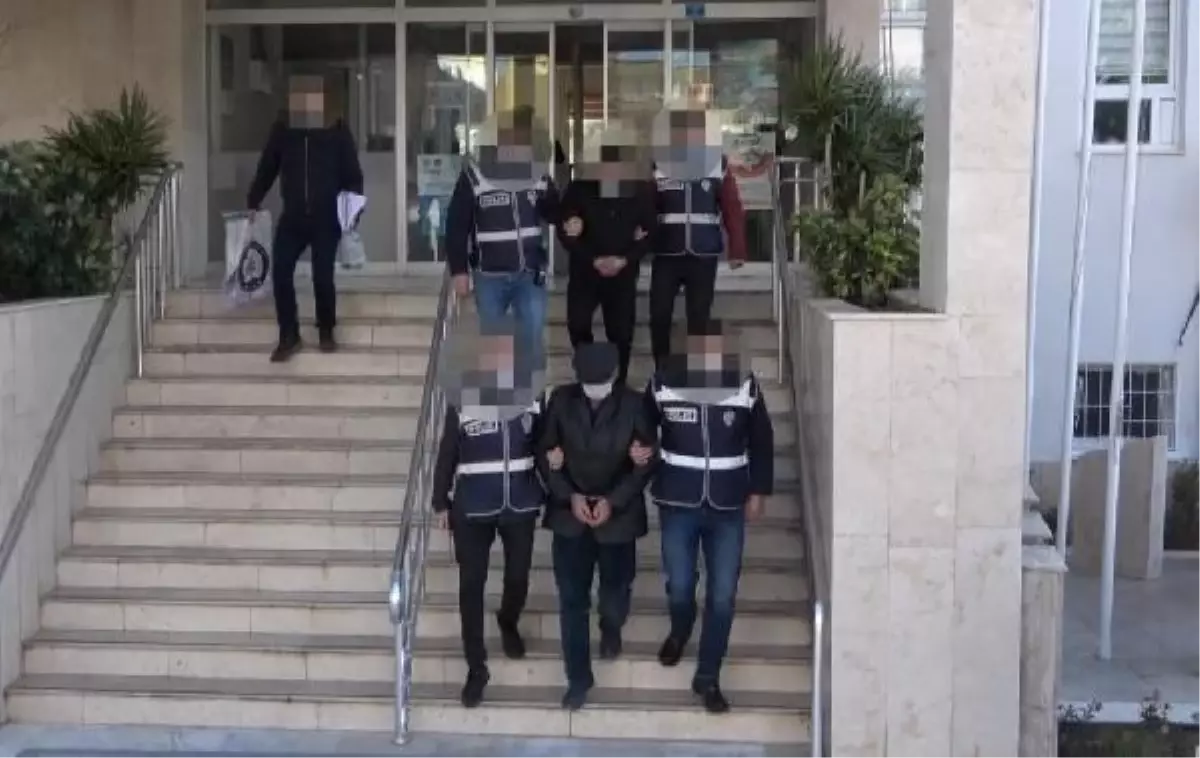 SAHTE PARAYLA GÜVEN SAĞLAYIP DOLANDIRDILAR