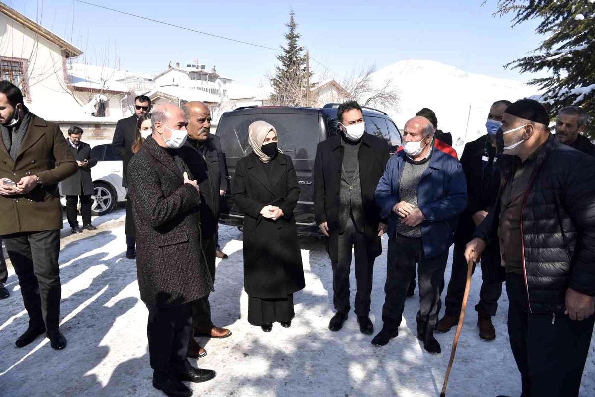 Usta ve Pekyatırmacı, Tatköy Mahallesi\'nde çalışmaları inceledi