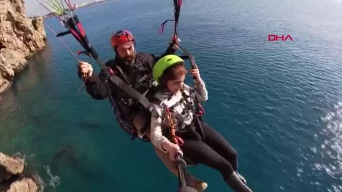 Son dakika! Yamaç paraşütüne misinanın dolandığı anlar kamerada