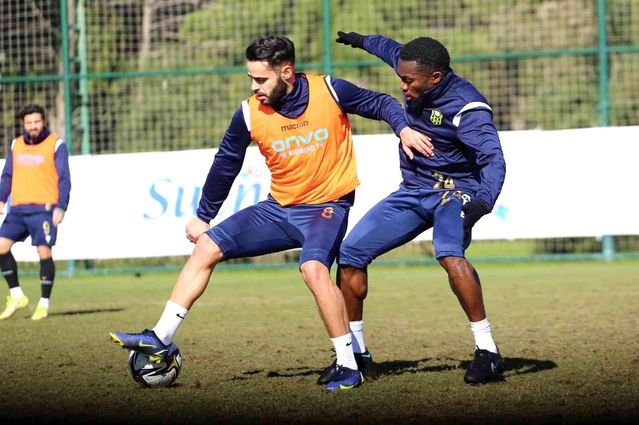 Yeni Malatyaspor'da Karagümrük maçı hazırlıkları sürüyor