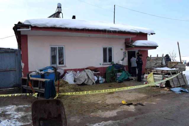 Annesi ile tartışan babasını tüfekle gözünden vurarak öldürdü