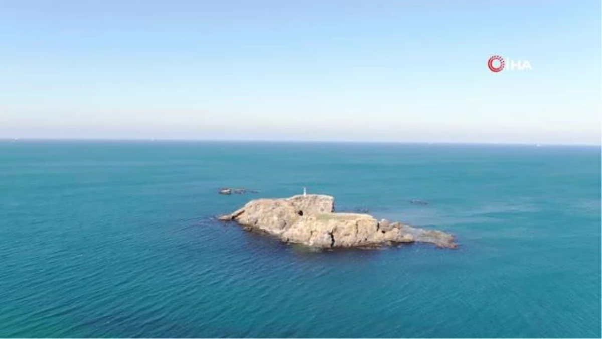 Beykoz\'un turkuaz renkli sulardaki gizemli adası böyle görüntülendi