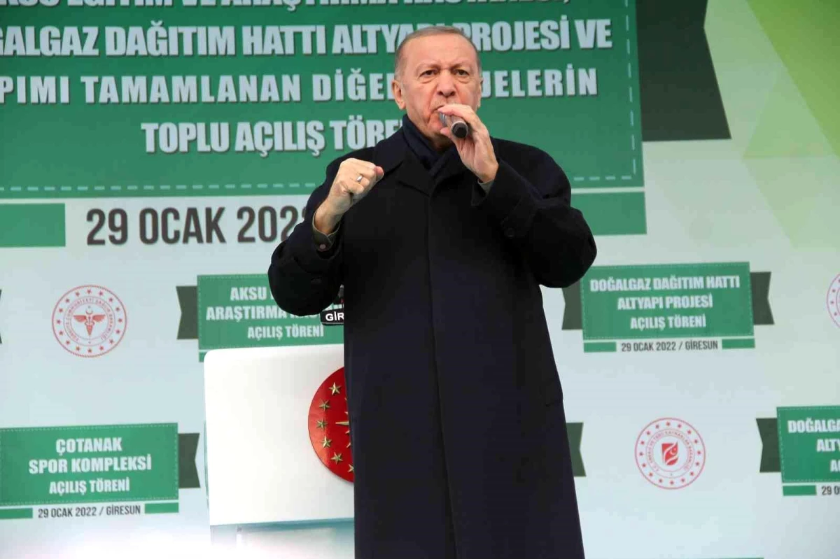 Son dakika haber: Cumhurbaşkanı Erdoğan: "Faizi indireceğiz ve indiriyoruz; Bilin ki, enflasyondan inecek daha düşecek"