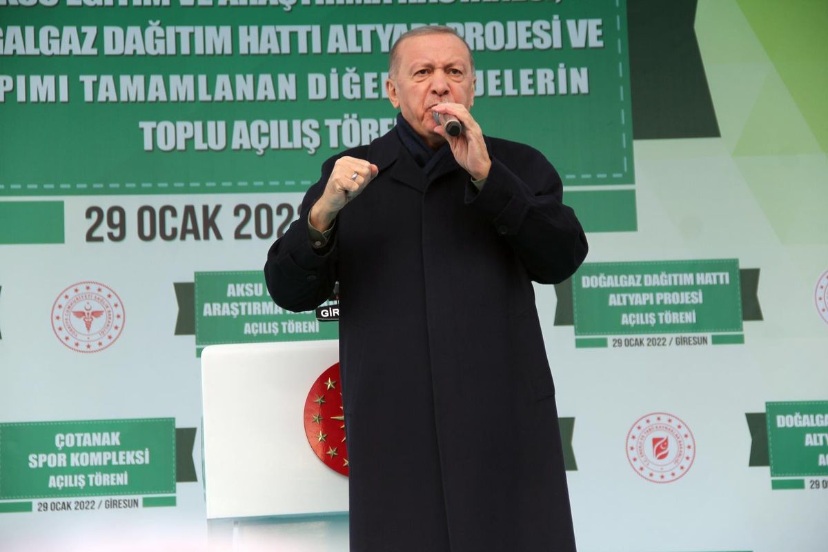 Cumhurbaşkanı Erdoğan: "Muhalefetin tek gündemi kimin nereye hangi sıra ile oturacağı"