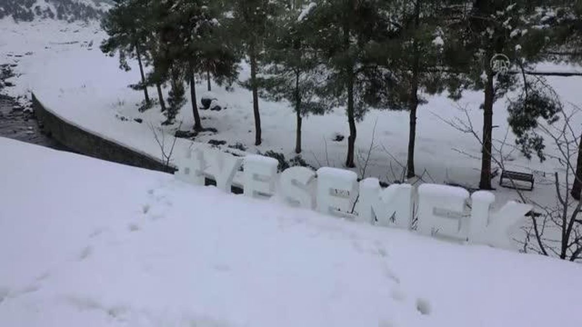 GAZİANTEP - (DRONE) Yesemek Açık Hava Müzesi ve Heykel Atölyesi beyaza büründü