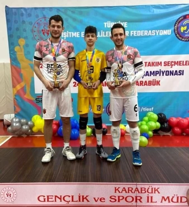Gölcük İşitme Engelliler Erkekler Voleybol Takımı, Türkiye şampiyonu
