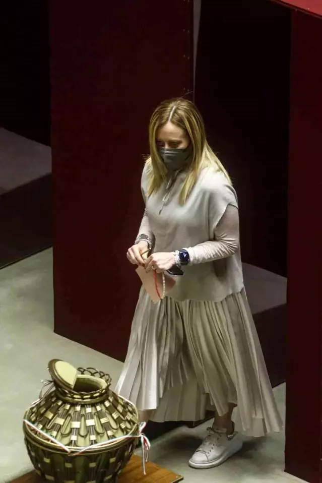 İtalya'da Mattarella yeniden cumhurbaşkanı seçildi