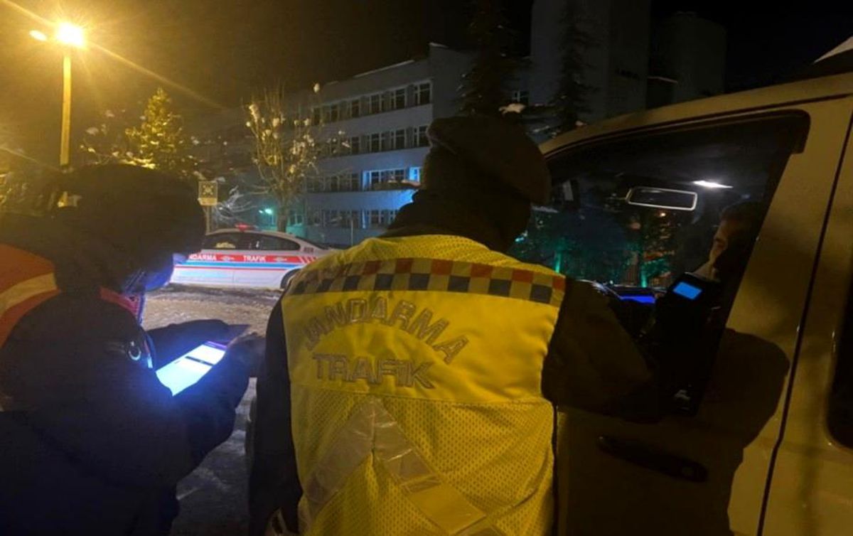 Jandarmadan "Düzensiz Göçle Mücadeleye Yönelik Huzur" Uygulaması