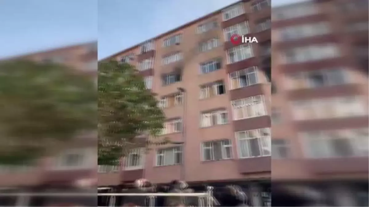 Küçükçekmece'de yangın paniği: Mahsur kalan 6 kişi kurtarıldı