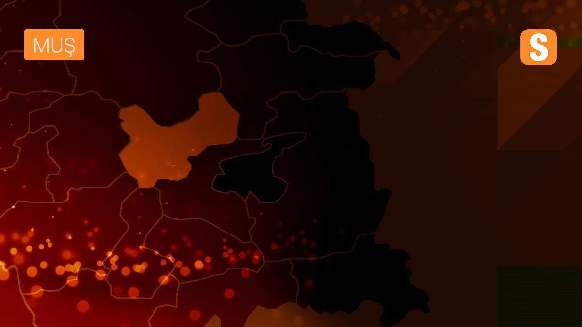 Malazgirt Kaymakamı Yaşar ve Belediye Başkanı Altın\'dan esnaf ziyareti