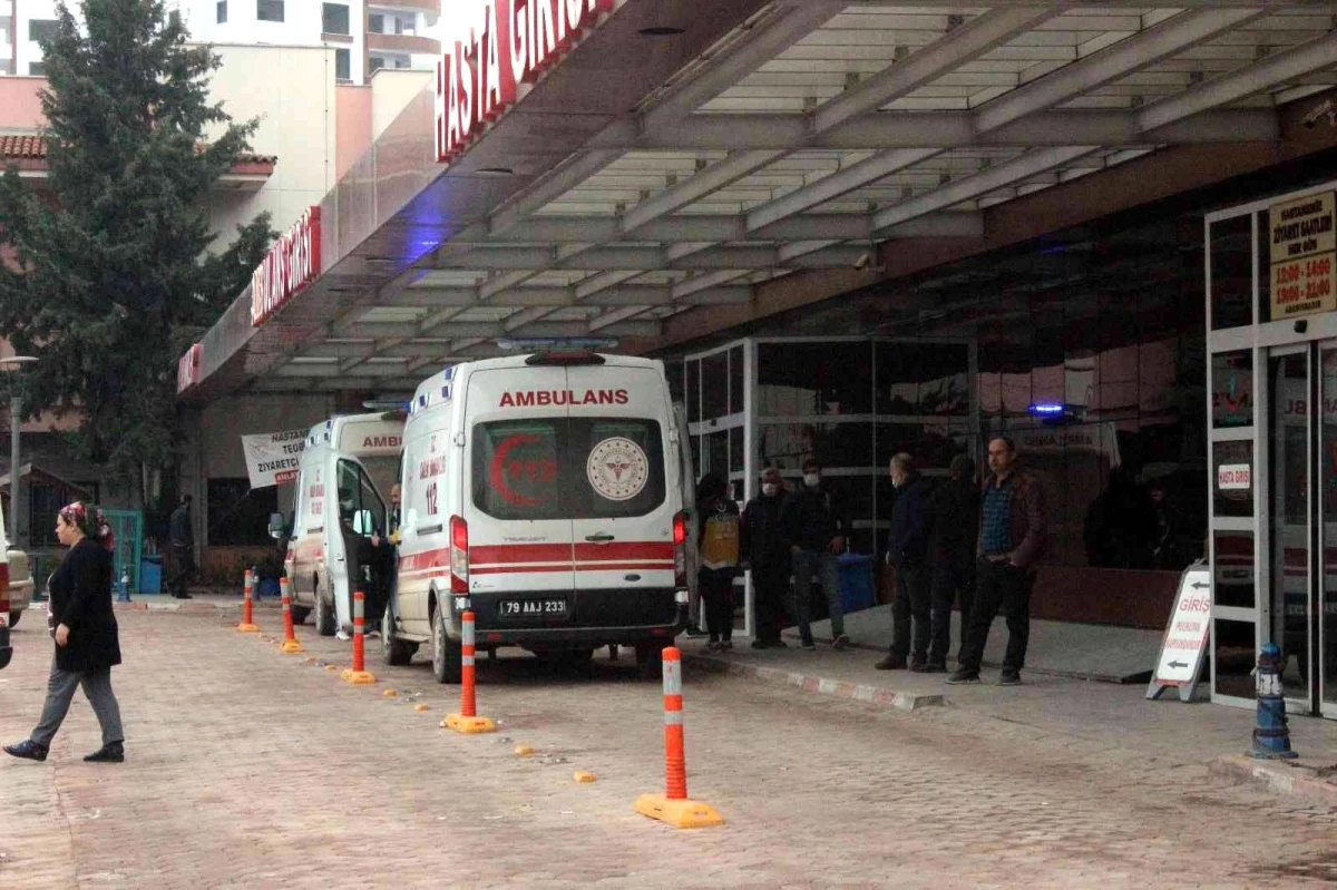 Suriye\'de trafik kazasında yaralanan sağlık çalışanları Türkiye\'ye getirildi