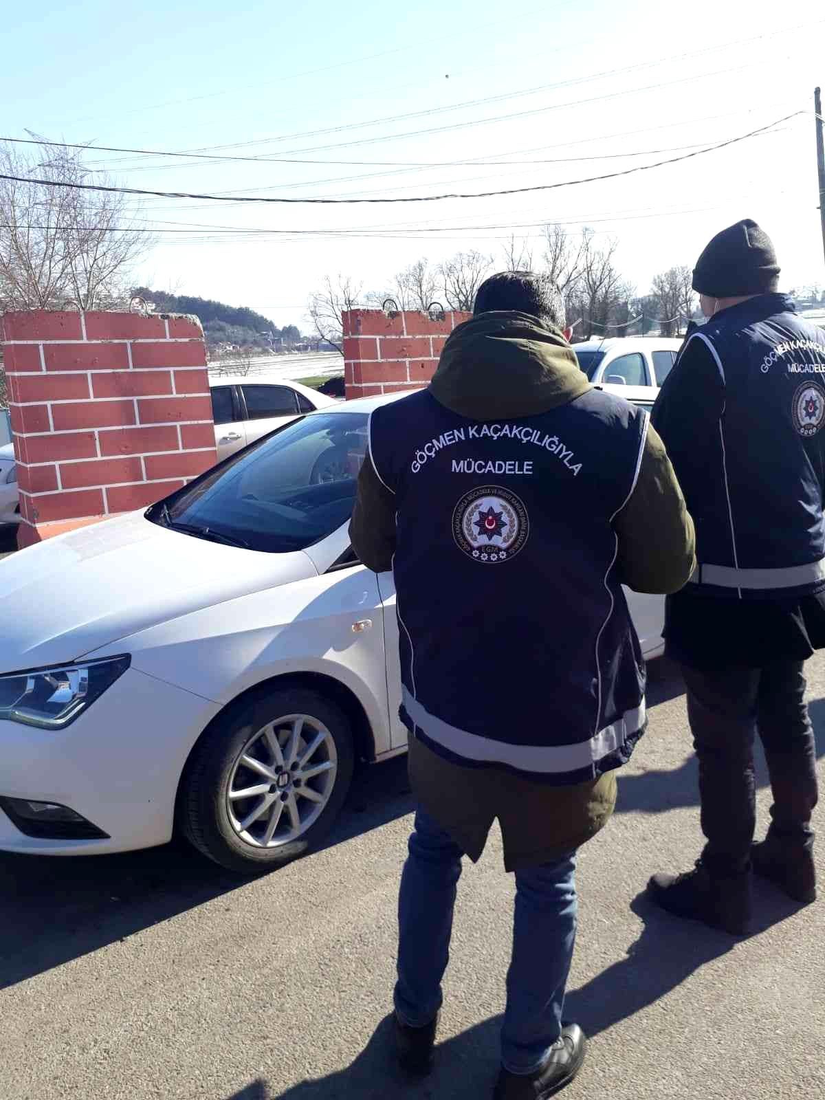Ülkeye kaçak yollarla girdiği tespit edilen 29 kişi yakalandı