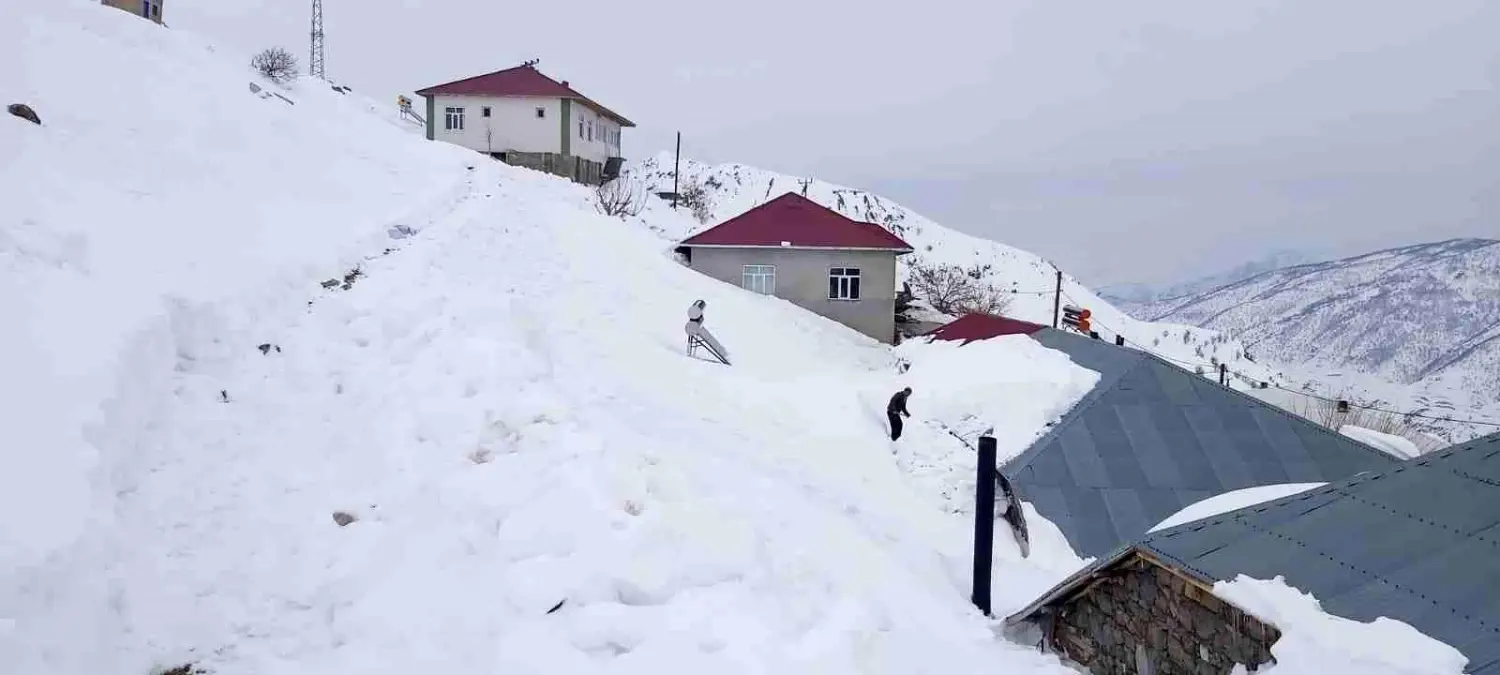 Altı köyün yolları 12 gündür kapalı