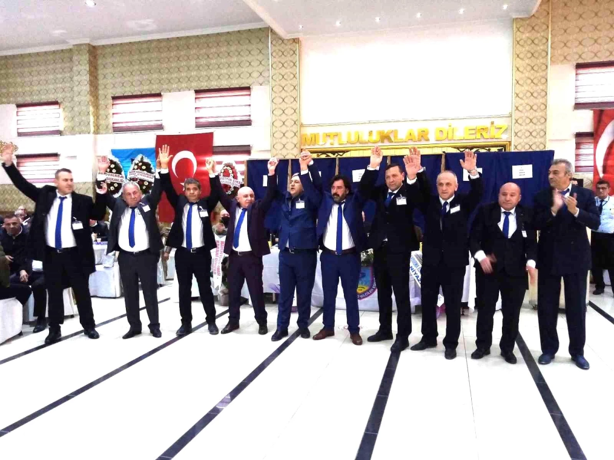 Bandırma Şoförler Odasında Osman Çapar yeniden başkan seçildi