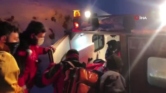 Bingöl'de UMKE 2 aylık hamile kadın için seferber oldu