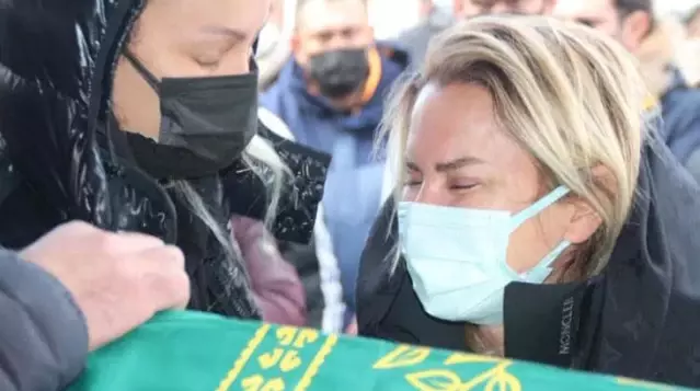 Ece Erken'den eşi Şafak Mahmutyazıcıoğlu'nun ölümü sonrası yeni paylaşım: Kocamın duasını yaptık