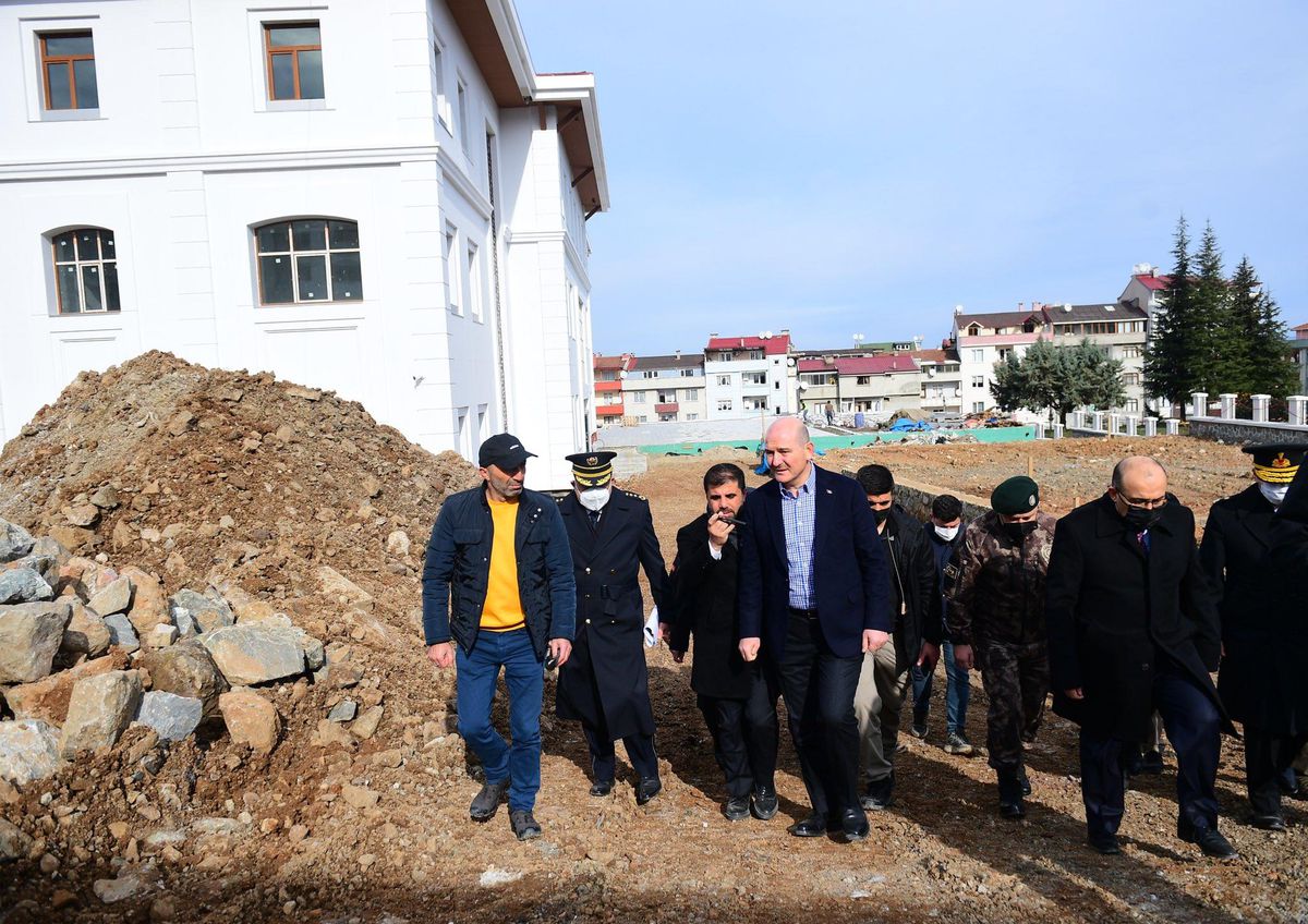 Son dakika: İçişleri Bakanı Soylu, Trabzon\'da incelemelerde bulundu