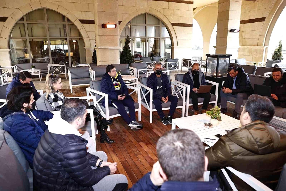 Son dakika haberleri: İsmail Kartal: "Savaşan bir takım ruhunu ortaya koymak için yoğunlaşıyorum"