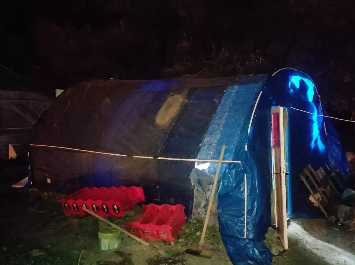 Muğla\'da horoz dövüştürürken suçüstü yakalanan 8 kişi hakkında işlem yapıldı