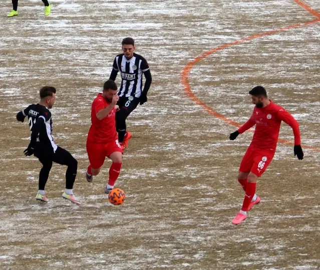 TFF 2. Lig: Sivas Belediyespor: 1 Etimesgut Belediyespor: 1