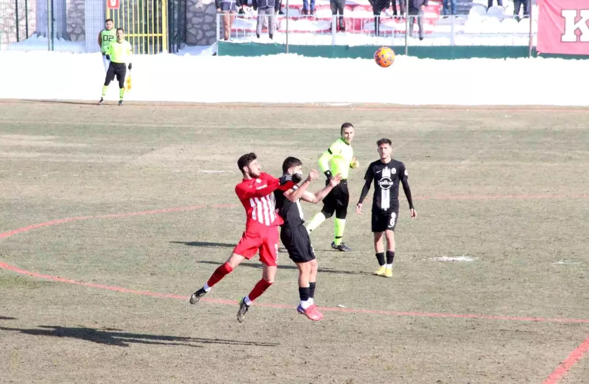 TFF 3. Lig: Karaman Belediyespor: 2 Kahta 02 Spor: 2