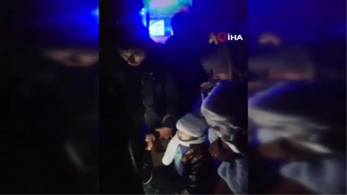 Afyonkarahisar\'da yolcu otobüsü devrildi: 6 yaralandı