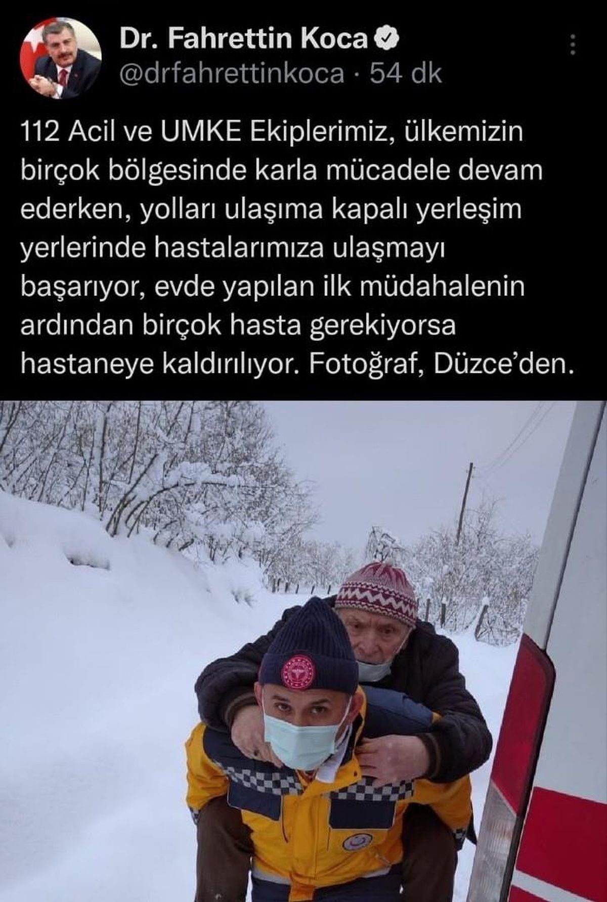 Son dakika haber: Bakan Koca Düzce\'deki sağlıkçıların karla mücadelesini paylaştı