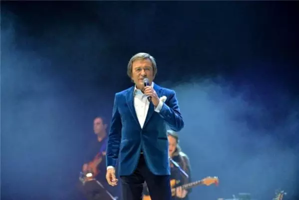 Erol Evgin Ankaralıları Mest Etti