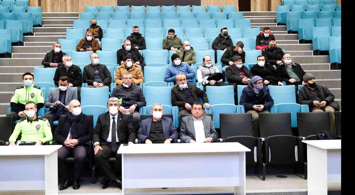 Halk otobüsçülerine trafik ve halkla ilişkiler eğitimi