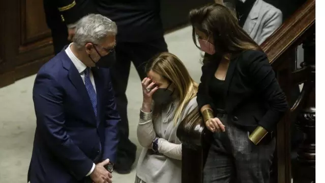 İtalya'da kaotik cumhurbaşkanı seçimi siyasi partilerde çatlaklara yol açtı