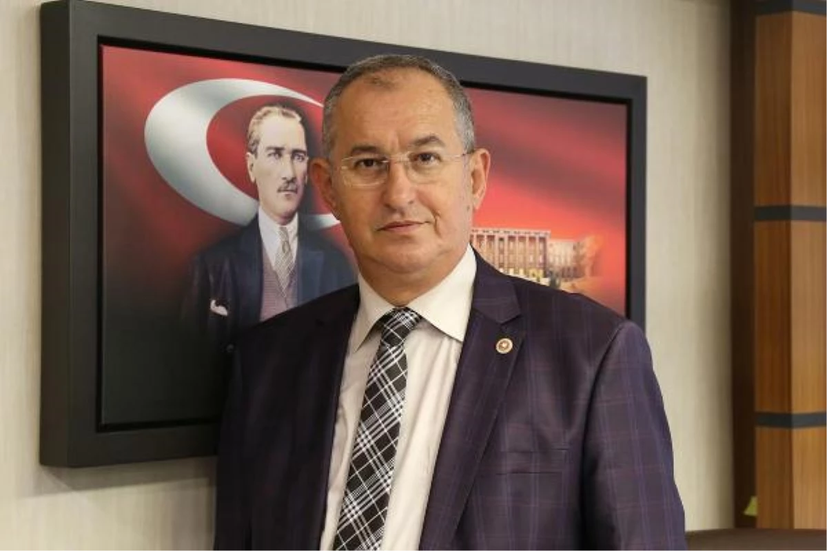İzmir Valisi Köşger: Normal servis ve yoğun bakım yatak sayılarında bir olumsuzluk yok
