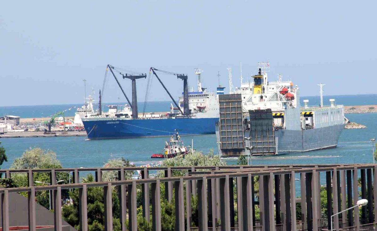 Samsun'un 2021 ihracatı, ithalatı solladı