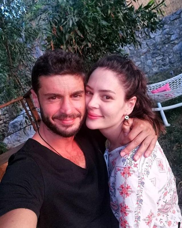 Aşıklar Alışverişte