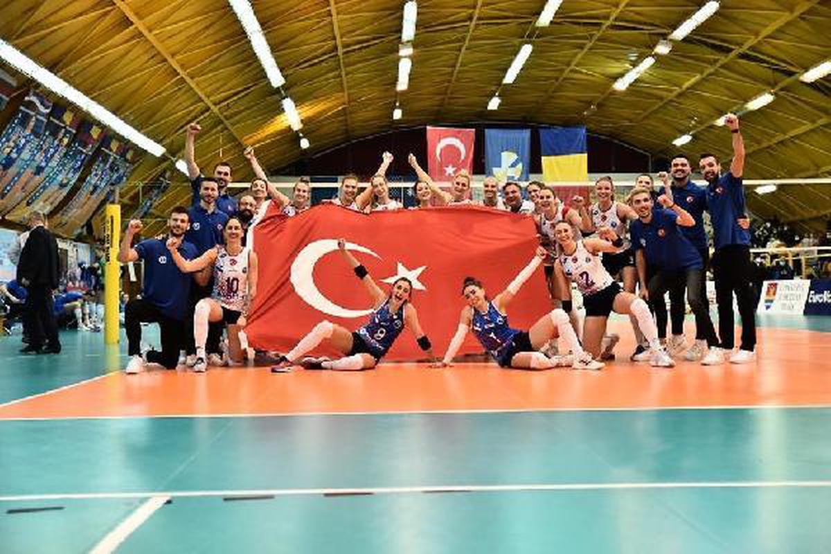 Aydın Büyükşehir Belediyespor, CEV Challenge Kupası\'nda yarı finale yükseldi