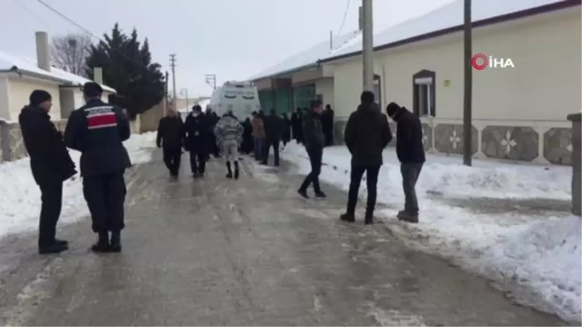 Son dakika haberleri! Bakan Koca\'nın vefat eden babaannesi son yolculuğuna uğurlandı