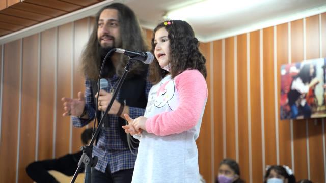 Barış Manço, vefatının 23. yıl dönümünde unutulmaz şarkılarıyla anıldı