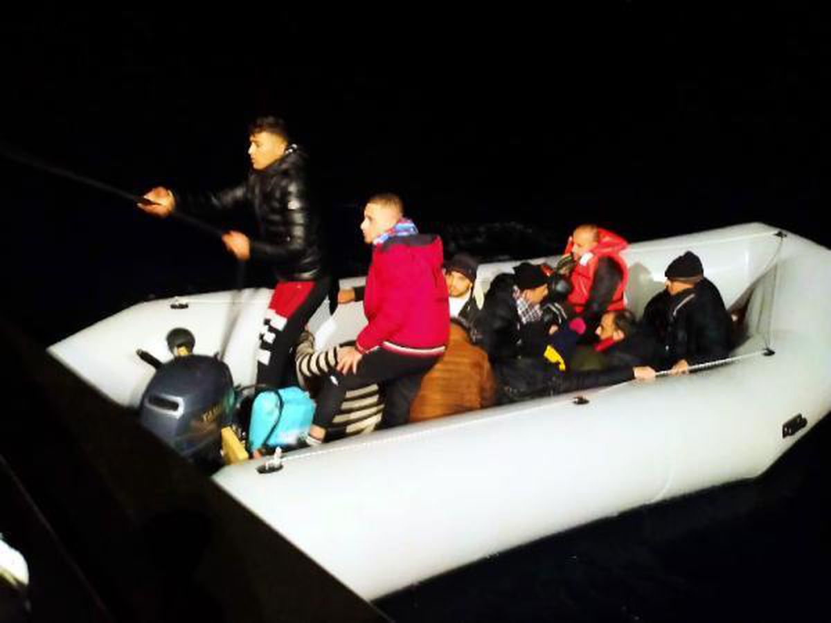 Bodrum açıklarında 37 kaçak göçmen kurtarıldı
