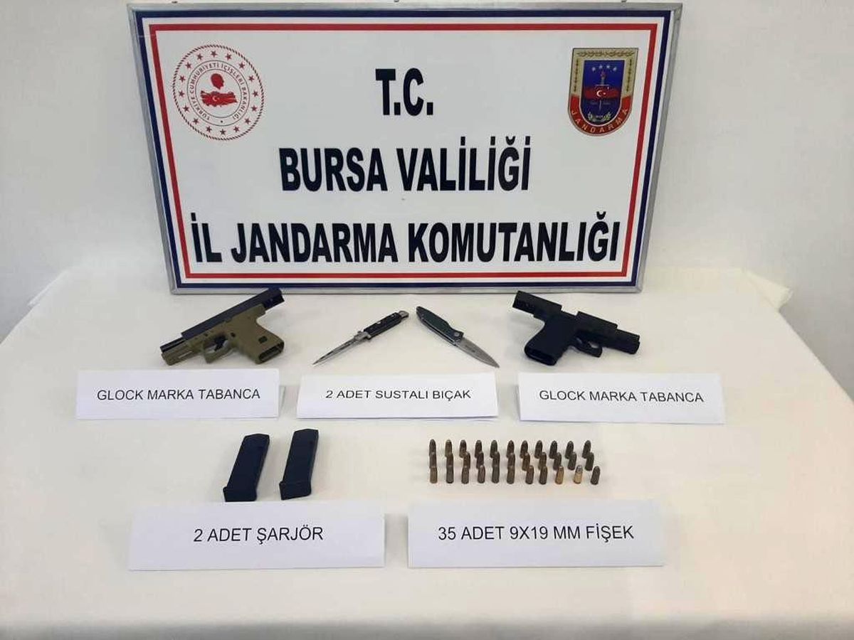 Jandarma\'dan ruhsatsız silah operasyonu