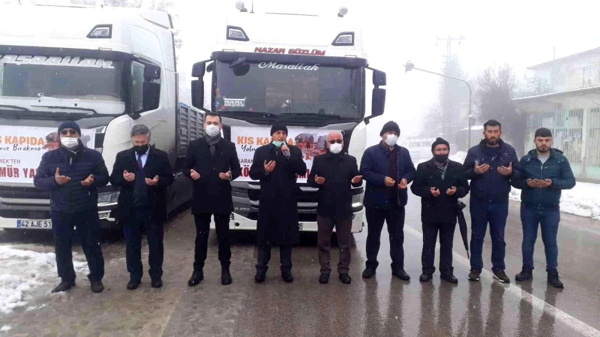 Karaman\'daN Suriye\'ye 2 tır kömür yardımı