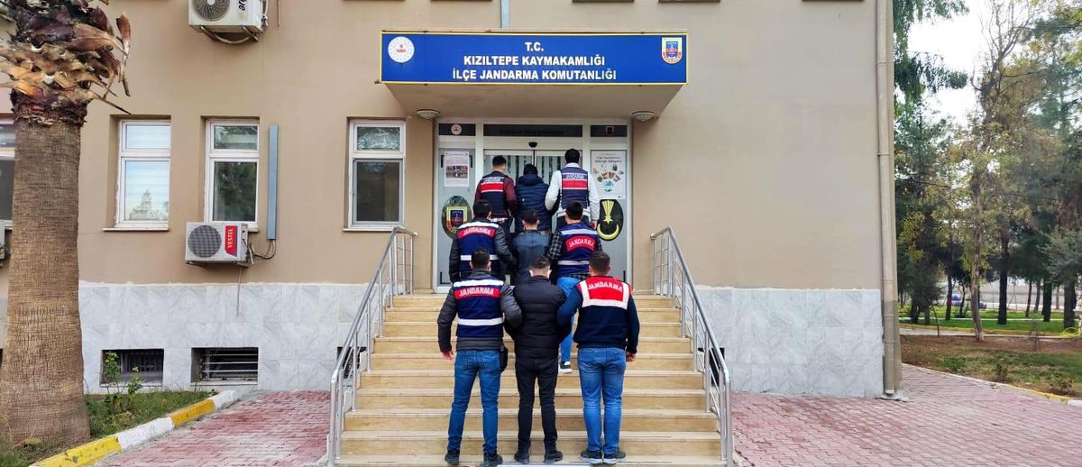Mardin\'de çeşitli suçlardan aranan 18 kişi JASAT tarafından yakalandı