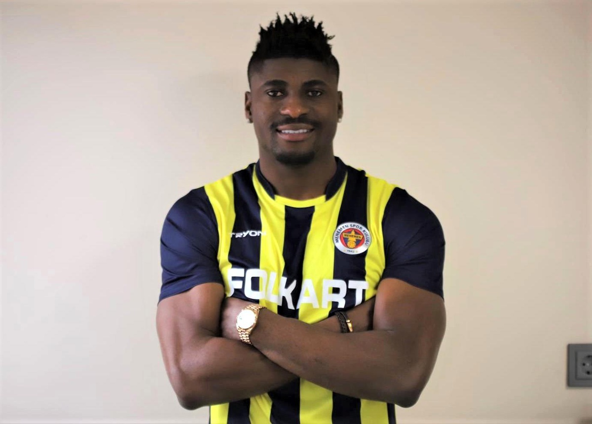 Menemenspor, Lanre Kehinde\'yi kadrosuna kattı