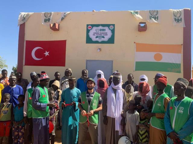 Türkiye'den Nijer'e 9 cami