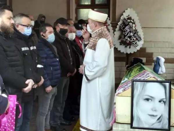 ABD'de eski eşinin öldürdüğü Bengü, son yolculuğuna uğurlandı