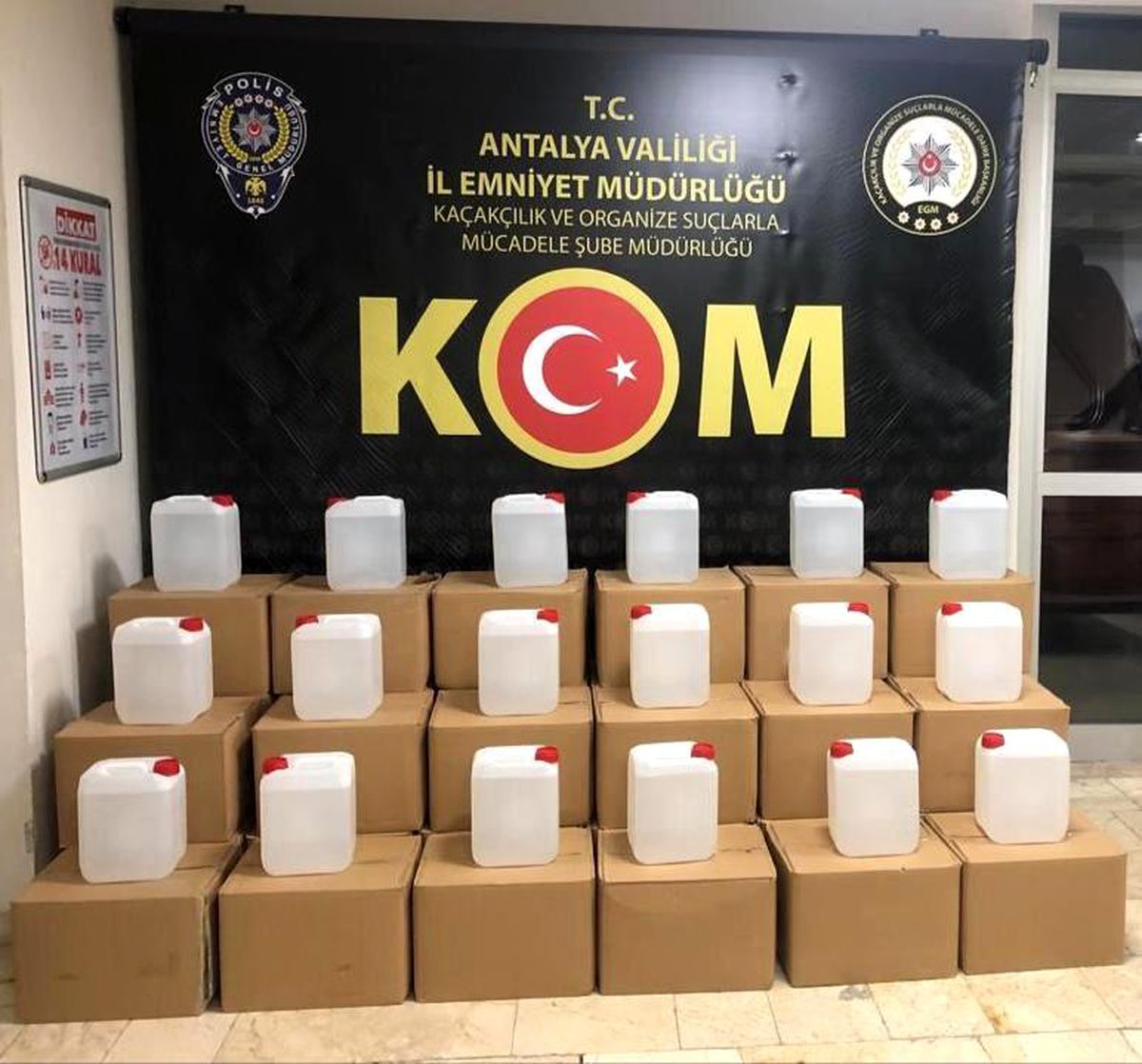 Antalya\'da 5 bin 245 litre sahte alkol ele geçirildi