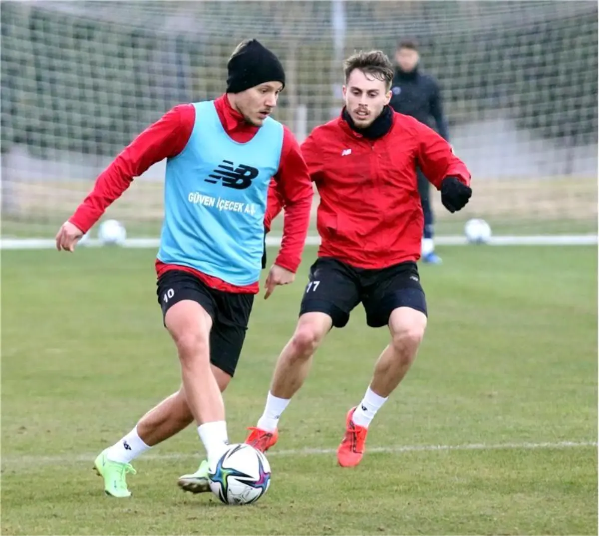 Antalyaspor, Beşiktaş\'a 2 eksikle hazırlanıyor