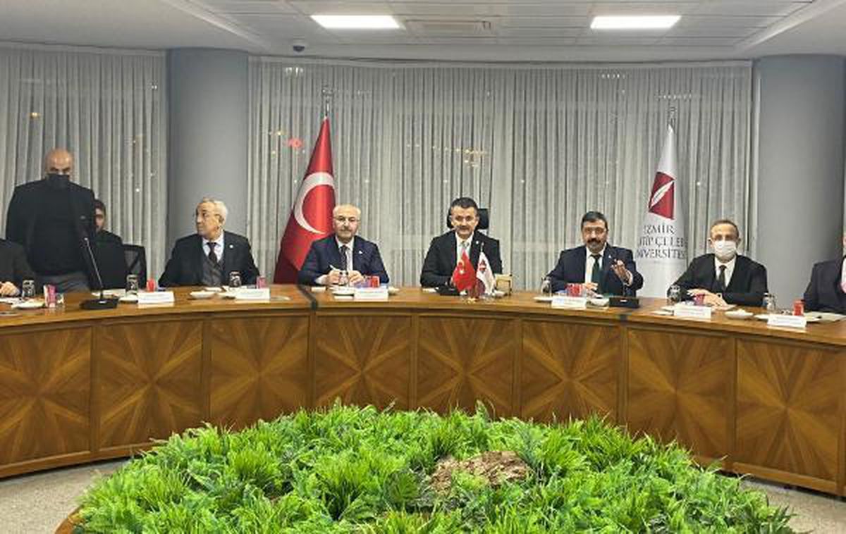 Son dakika haberi: Bakan Pakdemirli: Cumhurbaşkanlığı Hükümet Sistemi'nde ciddi rekorlara imza attık (3)