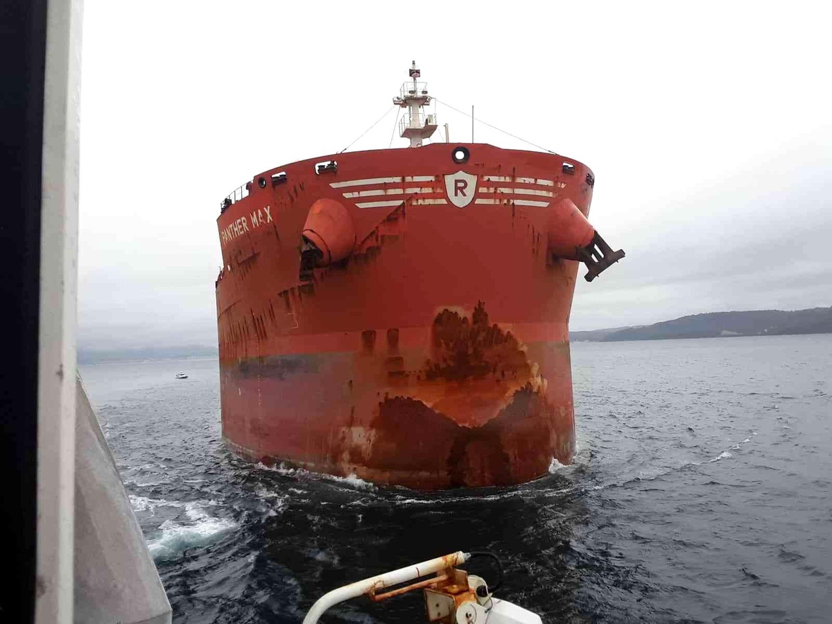 Çanakkale Boğazı açıklarında gemi arızası