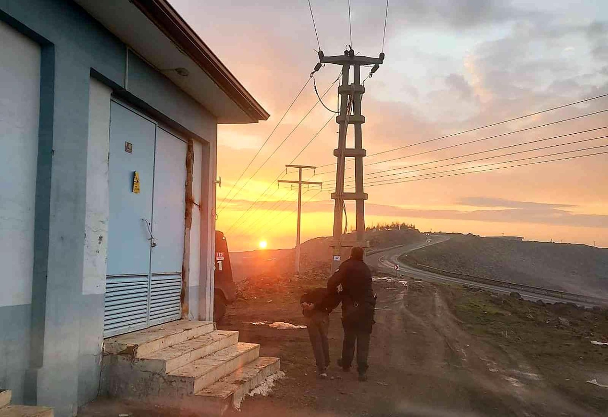 Diyarbakır\'da trafo hırsızı suçüstü yakalandı